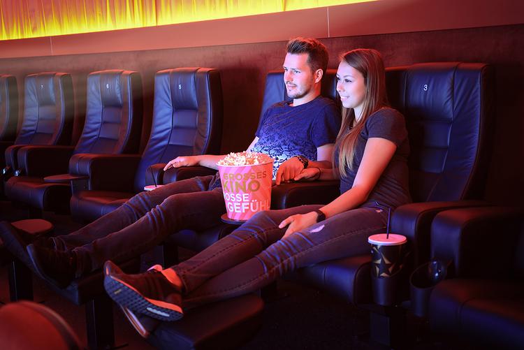 PRIVATE CINEMA PRIVATE CINEMA